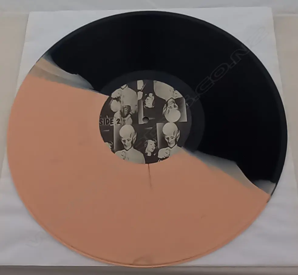 Hawkwind, Greasy Truckers Party (Live At The Roundhouse February 1972), (Coloured Vinyl) Image 1++